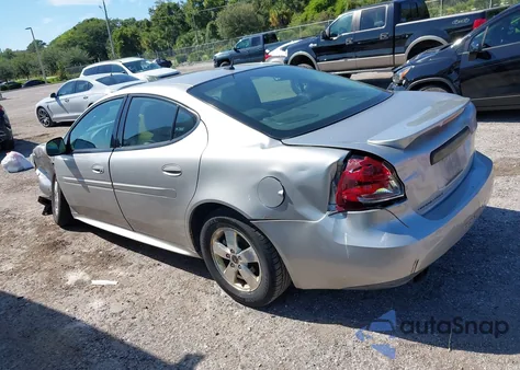 2006 Pontiac Grand Prix z USA, uszkodzony, nr VIN 2G2WP552061180272